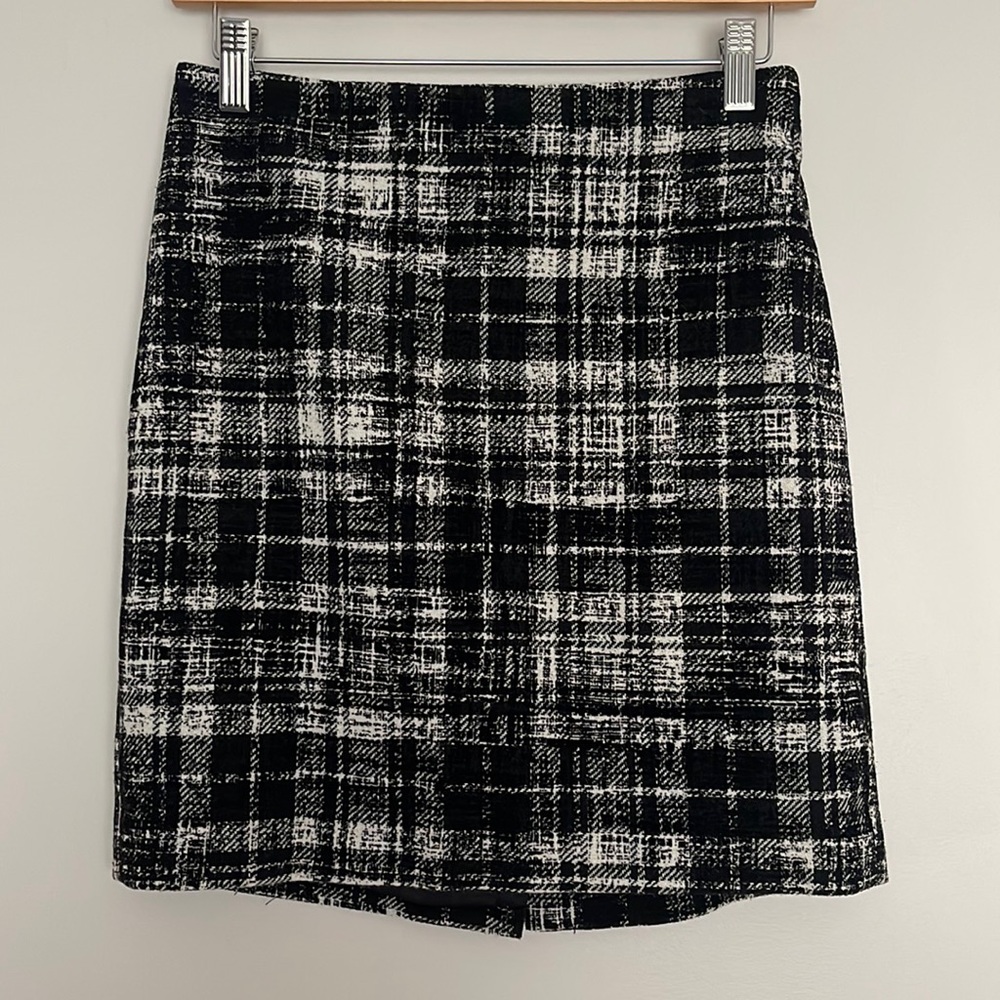 Ann Taylor Plaid Tweed Wool Blend Mini Skirt Sz 2P